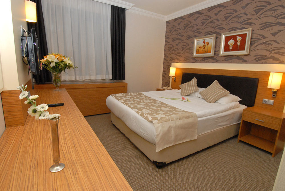 Dafne Hotel Анкара Экстерьер фото